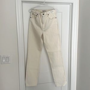 SOLD: Abercrombie cream 90’s jeans